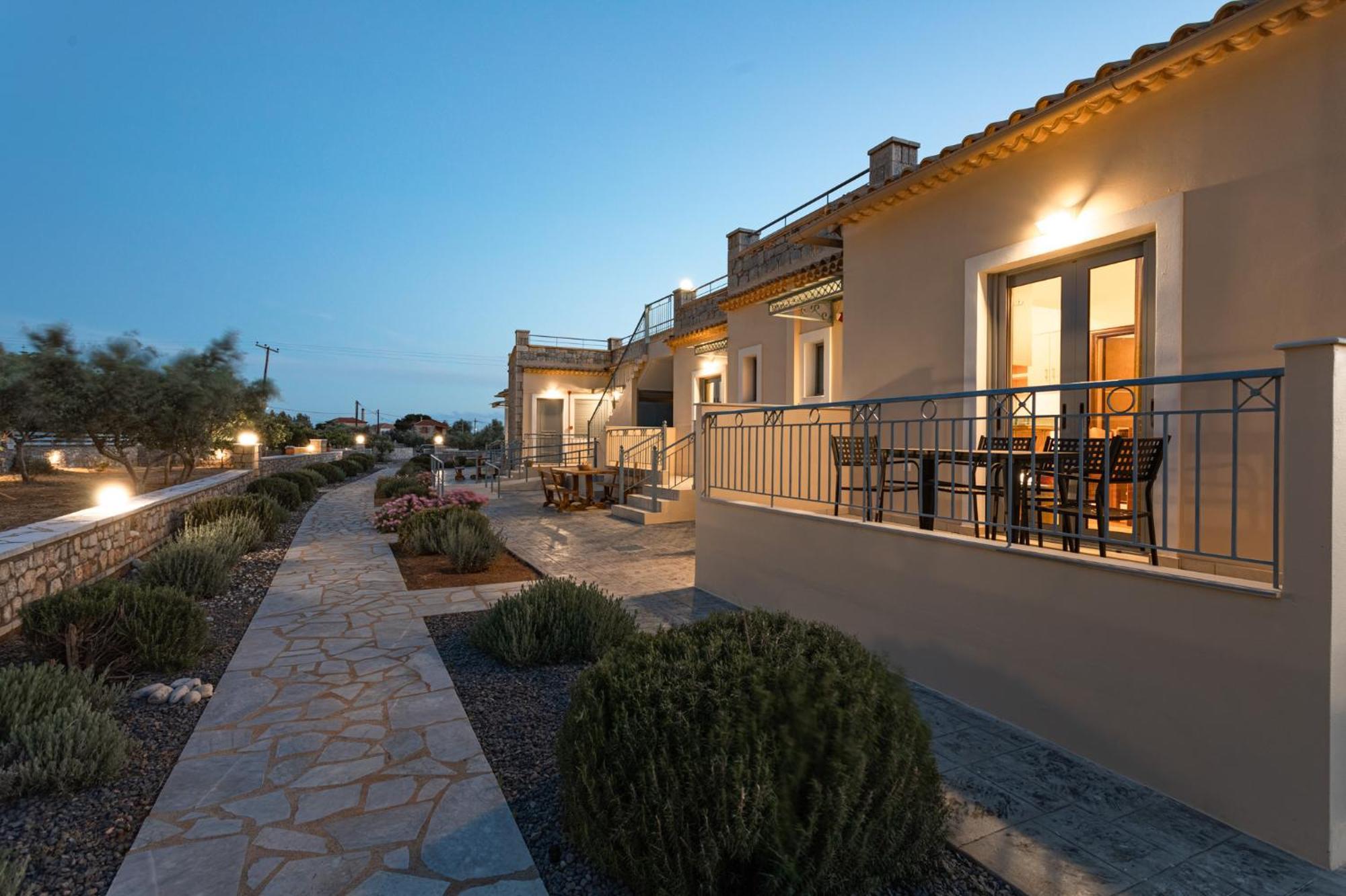 Sundy Maria Apartments Stoupa Exterior photo
